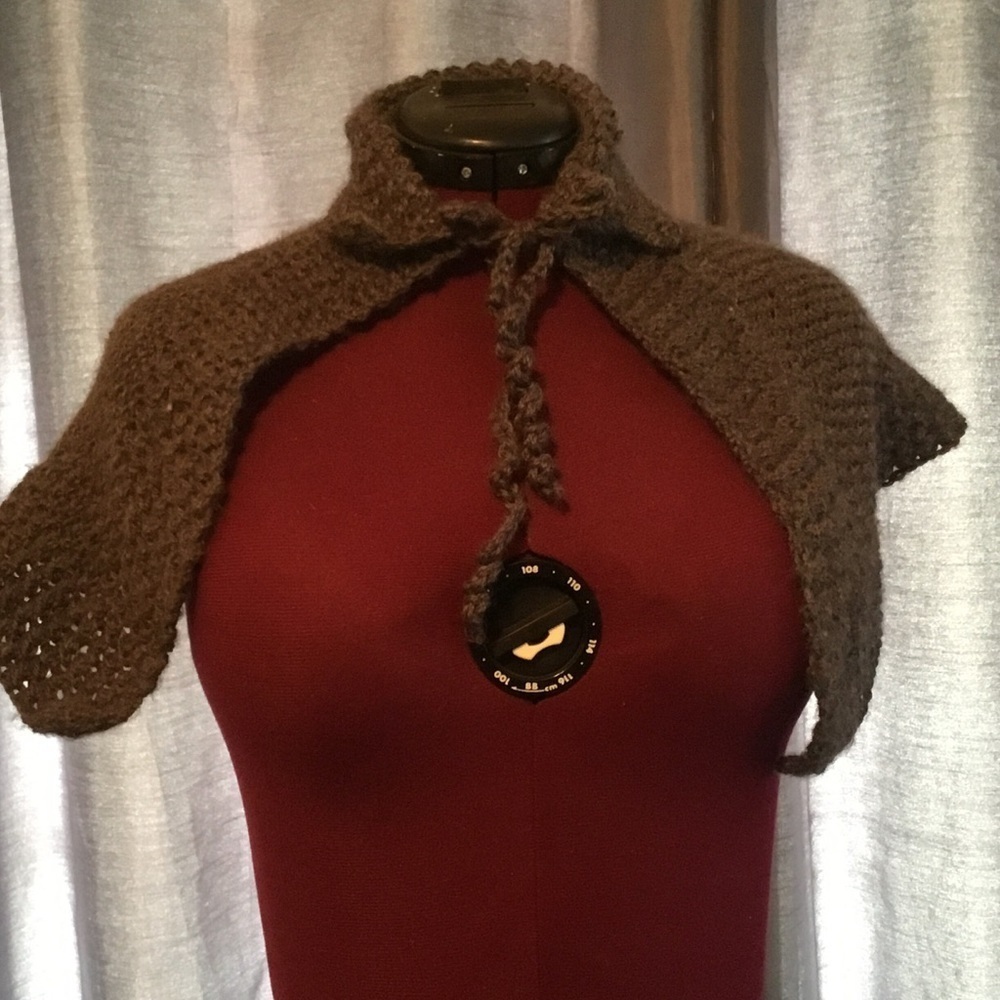 19th century inspired caplet crocheted by myself - new